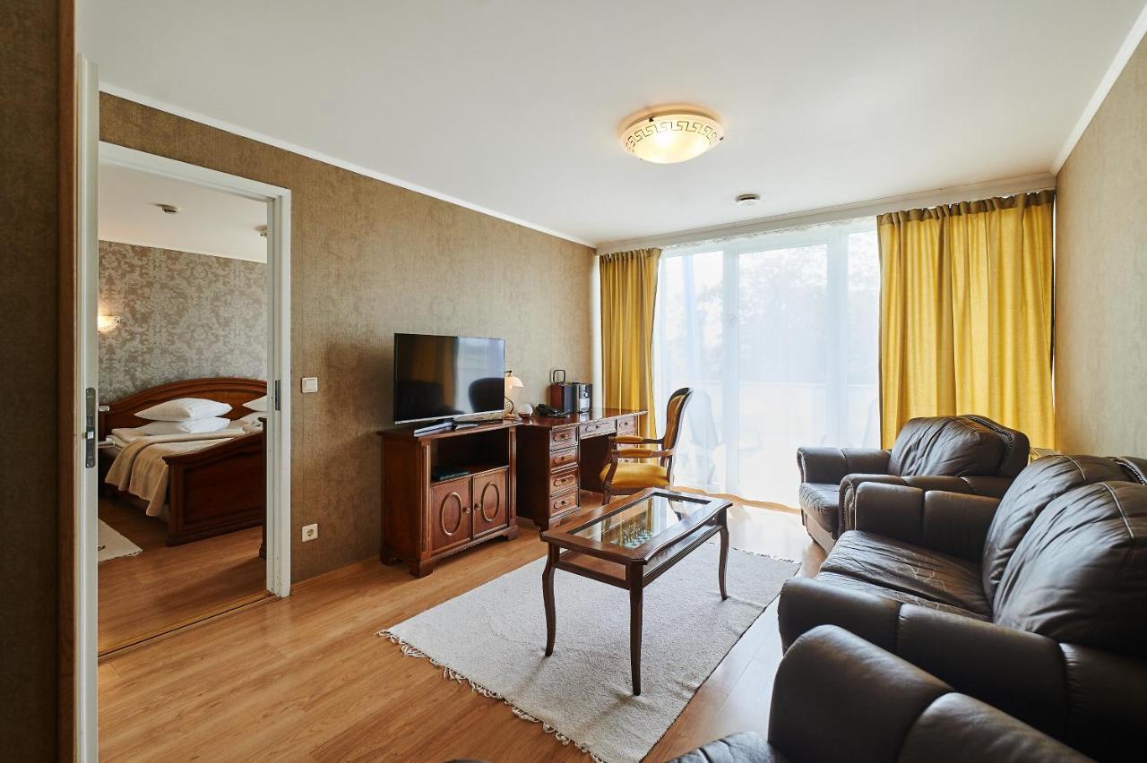 Asa Spa Hotel Kuressaare Zewnętrze zdjęcie